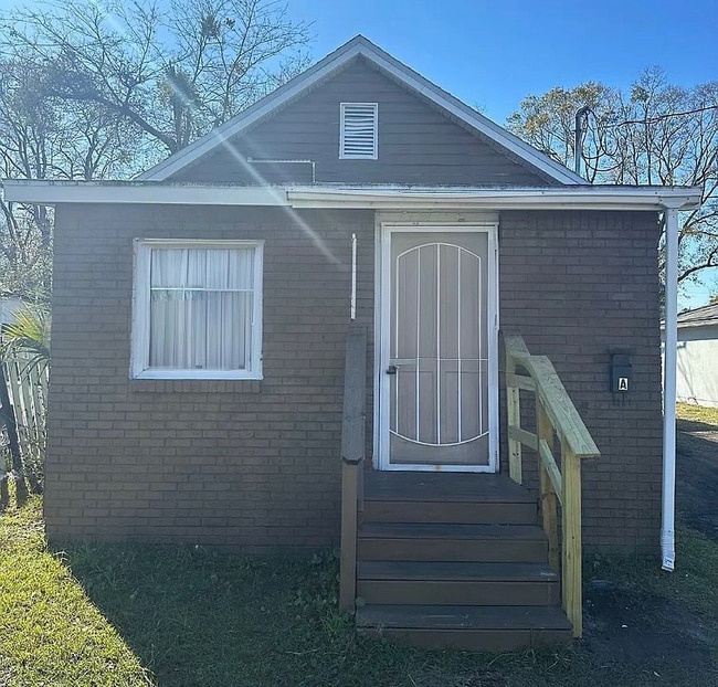 property at 1420 Mt Herman St