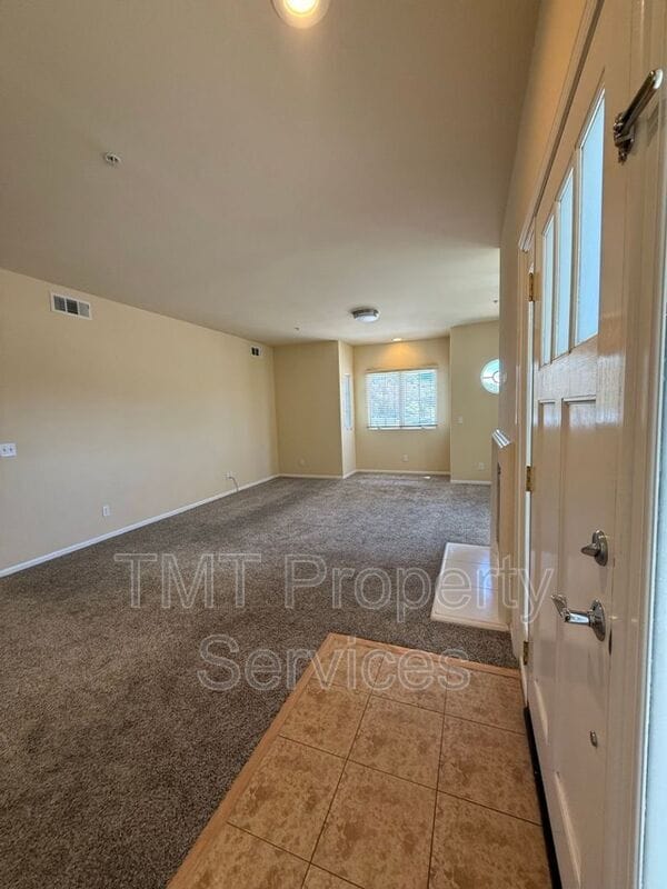 595 Ave of Flags in Buellton, CA - Building Photo - Building Photo