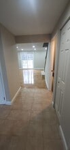 7886 Marioak Dr in Elkridge, MD - Building Photo - Building Photo