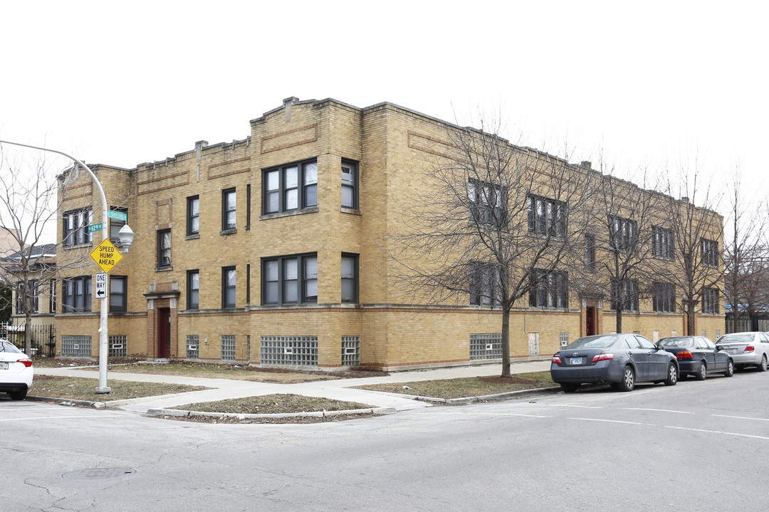 3255-3259 W 62nd Pl in Chicago, IL - Building Photo