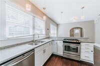 2158 Homewood St photo'