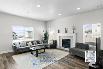 2191 W Northridge Dr in Lehi, UT - Building Photo - Building Photo