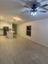 4045 Radiant Mountain Dr in Plant City, FL - Building Photo - Building Photo