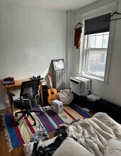1697 Cambridge St, Unit 5A in Cambridge, MA - Foto de edificio - Building Photo