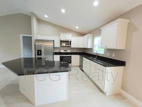 3790 SW 137th Pl in Ocala, FL - Building Photo - Building Photo