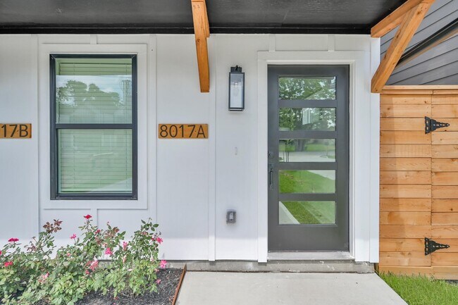 8017 Cora St in Houston, TX - Building Photo - Building Photo