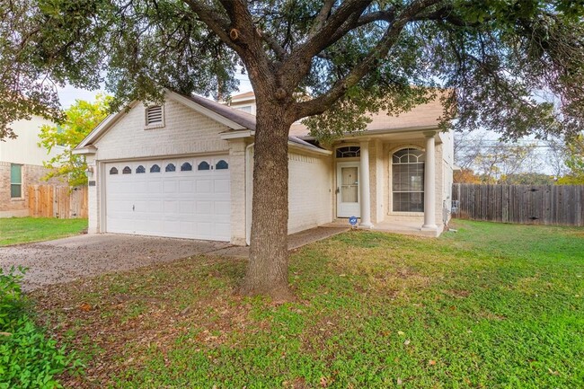 7700 Portland Trail in Austin, TX - Building Photo - Building Photo