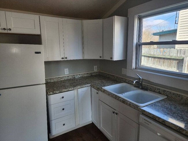 80 Bahl Ave in Mansfield, OH - Building Photo - Building Photo