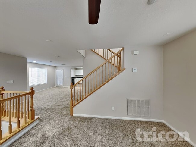 8921 Paula Jean Ave in Las Vegas, NV - Building Photo - Building Photo