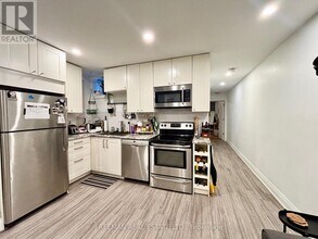 340 Howland Ave in Toronto, ON - Building Photo - Building Photo