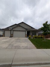 1116 Cottontail Ln in Wiggins, CO - Building Photo - Building Photo