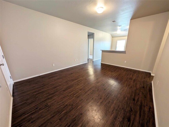252 NE 20th Pl in Newcastle, OK - Foto de edificio - Building Photo