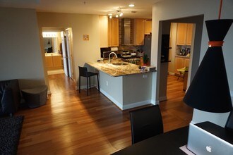 11776 Stratford House Pl, Unit 1004 in Reston, VA - Building Photo - Building Photo