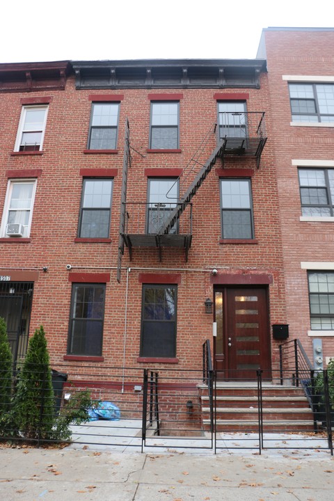 1509 Dean St in Brooklyn, NY - Building Photo