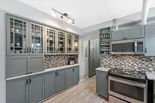 1662 Commonwealth Avenue, Unit 11 in Boston, MA - Building Photo