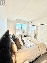 7900 Bathurst St in Vaughan, ON - Building Photo - Building Photo