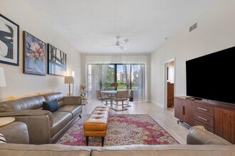 7508 La Paz Blvd in Boca Raton, FL - Building Photo - Building Photo