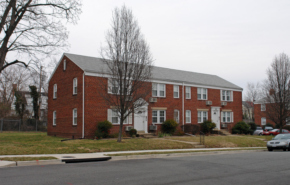 65-67 N Bedford St in Arlington, VA - Building Photo