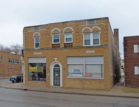 8601 W Greenfield Ave in West Allis, WI - Building Photo - Building Photo