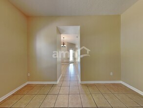 2065 Home Again Rd in Apopka, FL - Building Photo - Building Photo