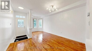 85 Shirrick Dr in Richmond Hill, ON - Building Photo - Building Photo