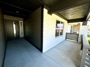 10516 NW 32nd St in Yukon, OK - Foto de edificio - Building Photo