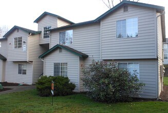 1104 Creekwood Ct SE, Unit C in Olympia, WA - Building Photo - Building Photo