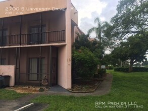 2700 S University Dr-Unit -#1D in Davie, FL - Building Photo - Building Photo
