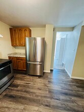 121 Lincoln Ct in Elyria, OH - Building Photo - Building Photo