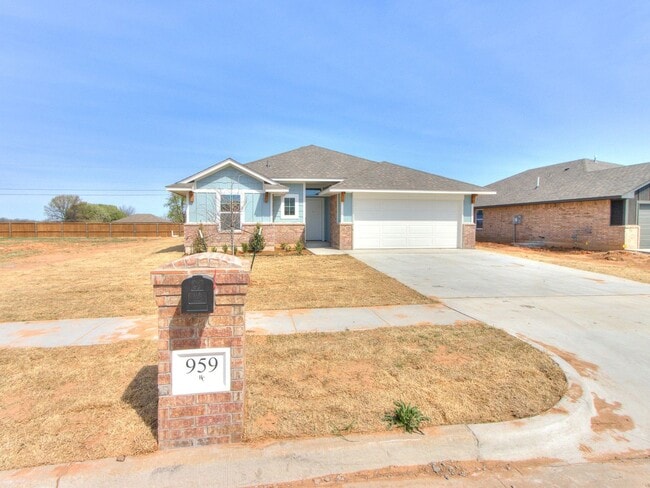 property at 959 SE 16th Terrace
