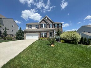 1055 Granite Dr in Mcdonald, PA - Building Photo - Building Photo