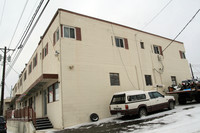 2241 E Platte Ave in Colorado Springs, CO - Foto de edificio - Building Photo