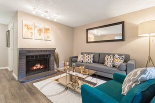 Argyle Apartment Homes in Federal Way, WA - Building Photo