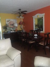 1401 SW 135th Terrace-Unit -209H in Pembroke Pines, FL - Foto de edificio - Building Photo