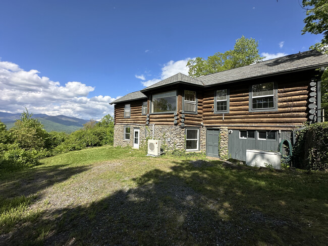 1 Briar Branch Rd in Black Mountain, NC - Building Photo - Building Photo