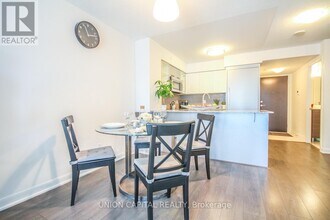 5168 Yonge St in Toronto, ON - Building Photo - Building Photo