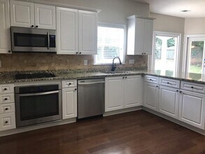 3525 Montvale Xing in Cumming, GA - Building Photo - Building Photo