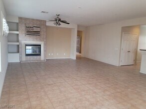 8501 Sherwood Park Dr in Las Vegas, NV - Building Photo - Building Photo