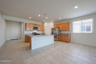 25345 N 172nd Dr in Surprise, AZ - Building Photo - Building Photo