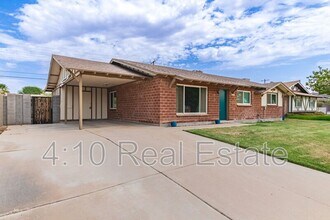 8716 E Holly St in Scottsdale, AZ - Building Photo - Building Photo