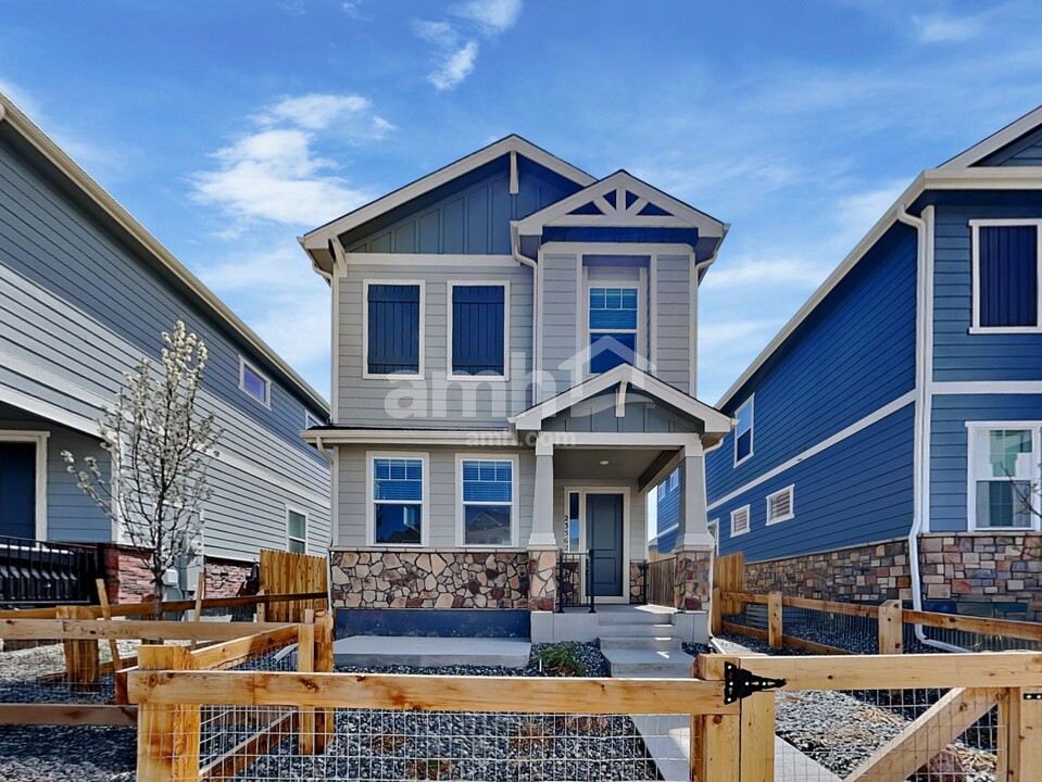 23562 E 3rd Pl in Aurora, CO - Building Photo
