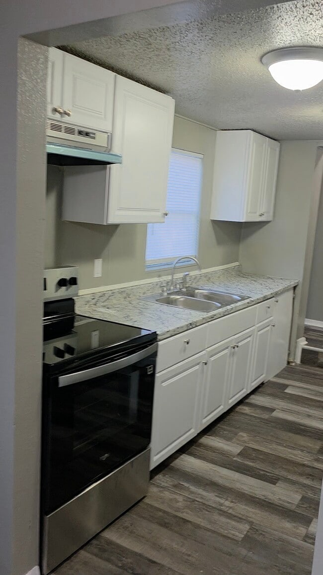 505 Dorsey Ave in Defuniak Springs, FL - Building Photo - Building Photo