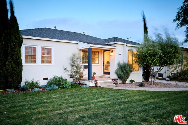 7822 Bleriot Ave in Los Angeles, CA - Building Photo - Building Photo