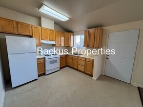 325 Kings St in Salinas, CA - Building Photo - Building Photo