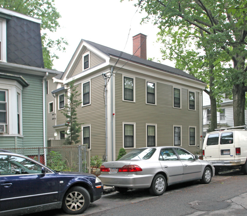 196 Auburn St in Cambridge, MA - Building Photo