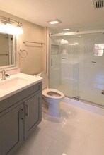 9055 Wiles Rd-Unit -303 in Coral Springs, FL - Building Photo - Building Photo