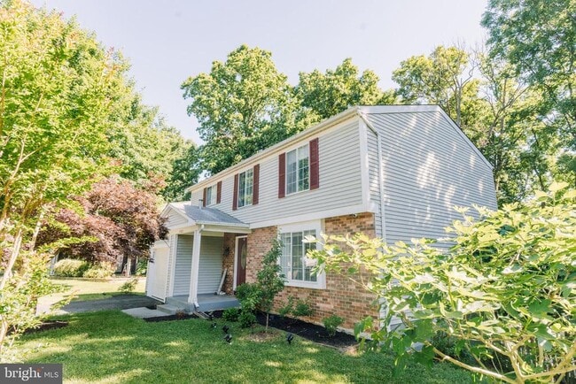 13812 Choptank Ct in Centreville, VA - Building Photo - Building Photo