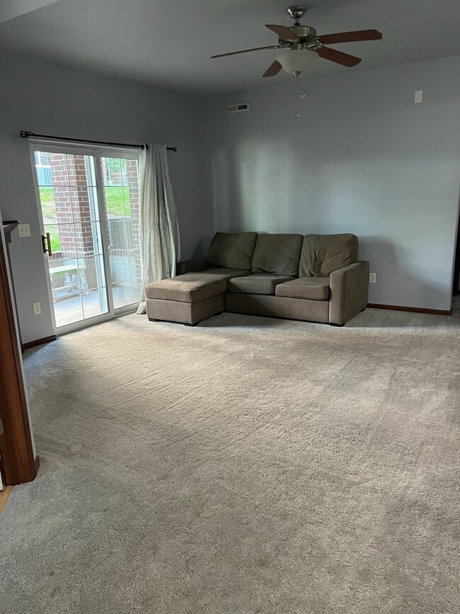 property at 1848 W Benton St