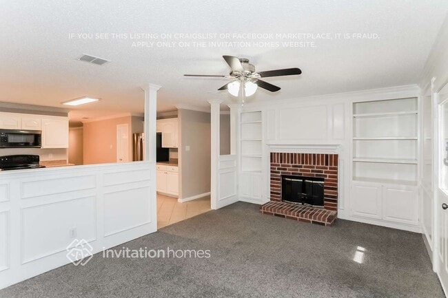 1828 Lariat Dr in Justin, TX - Building Photo - Building Photo