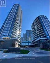 35 Watergarden Dr in Mississauga, ON - Building Photo